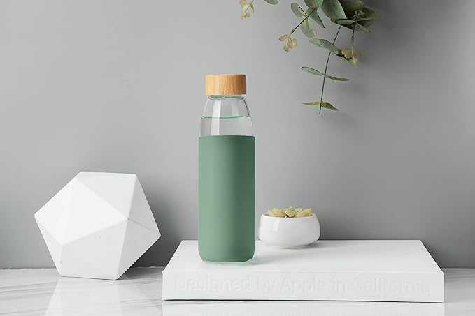 veegoal Glass Water Bottles 18 Oz Borosilicate with Bamboo Lid, BPA-FREE, Non-Slip Silicone Sleeve, and Stainless Steel Leak Proof Lid - Glass Water Bottle for Men and Women