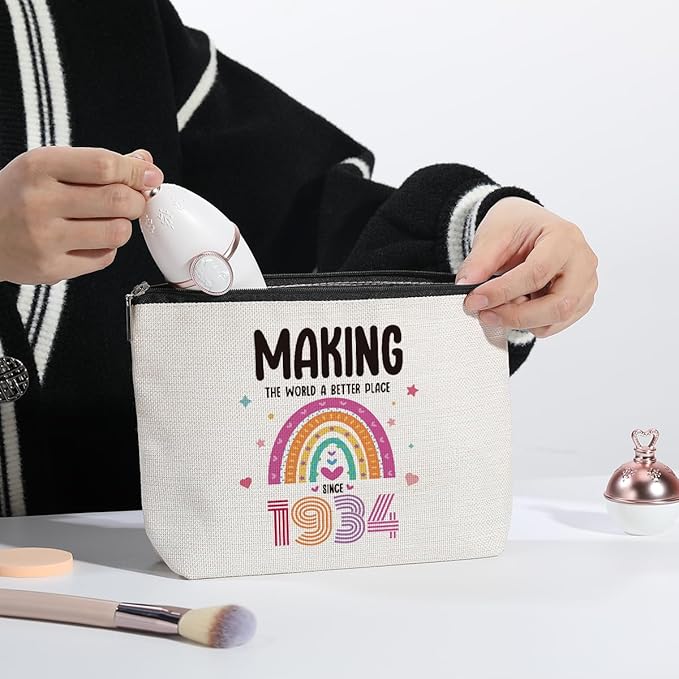 90th Birthday Gifts for Women, 90 Years Old Birthday Gifts Makeup Bag for Mom, Grandma, Travel Toiletry Makeup Organizer Zipper Pouch - Making The World a Better Place Since 1934