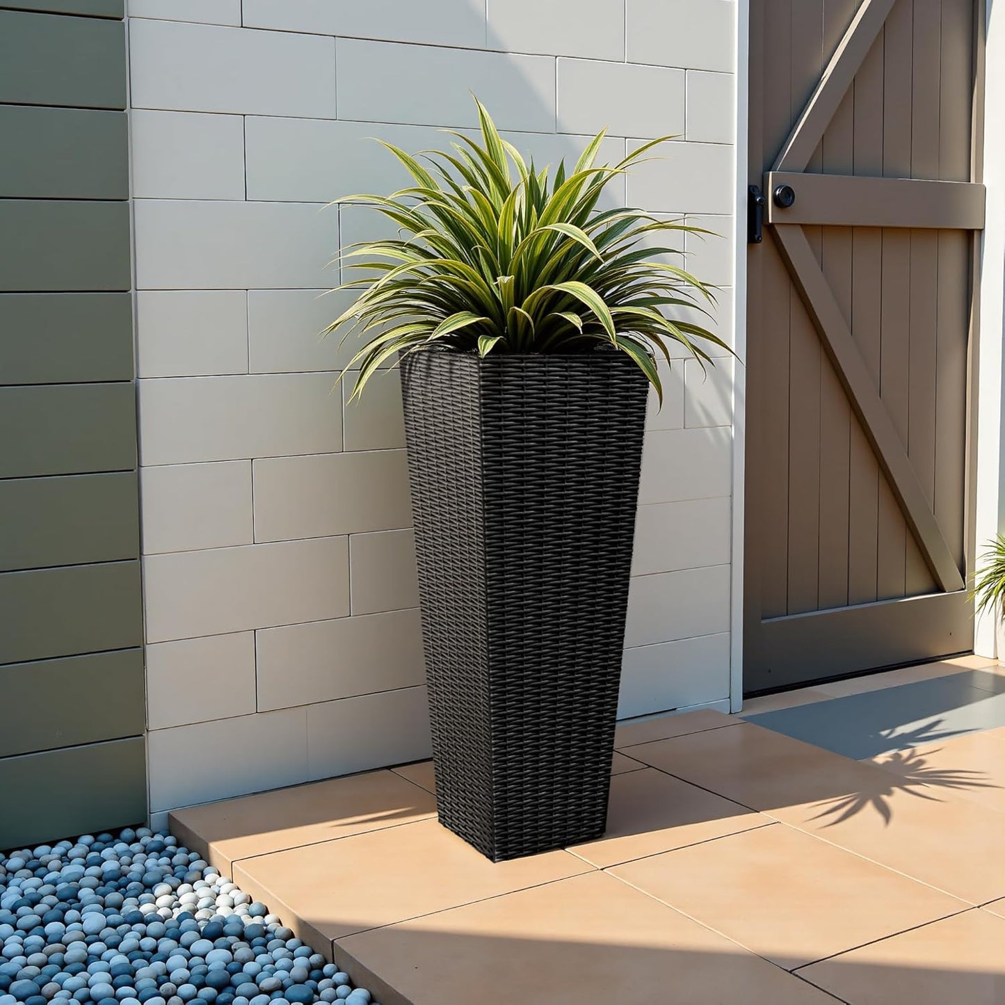 JUMMICO Set of 2 Resin Rattan Tall Planters for Outdoor Plants, Large Tapered Planters with Drainage Holes&Inner Trays, Flower Pots for Garden, Patio, Porch, Backyard (Black, 32'')