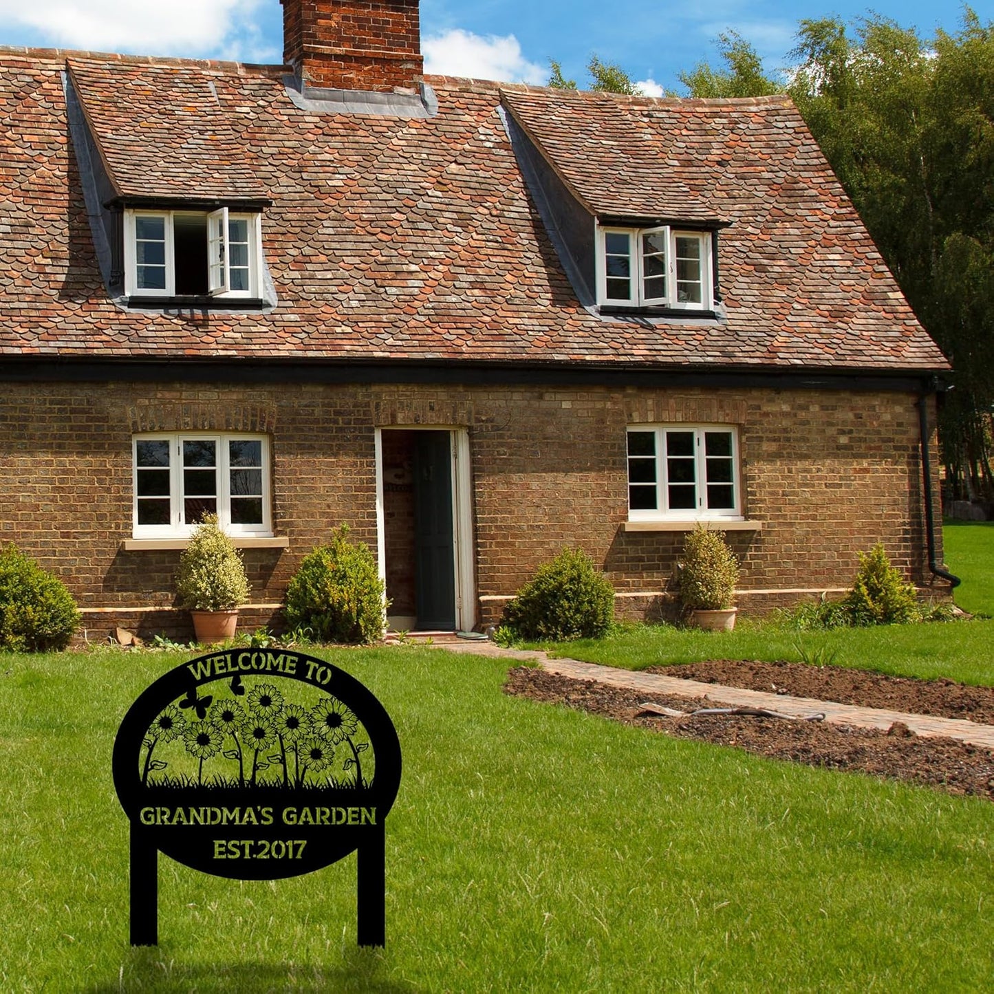 Personalized Metal Garden Sign with Stake, Custom Flowers Garden Decor for Outdoor, Custom Family Name Sign, Patio Decorations, Lawn Art, Farmhouse Decorative, Housewarming Gift