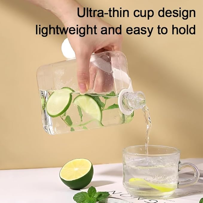 Flat Water Bottle Travel Flask Portable 8.2 oz BPA Free Tritan Square Water Bottles Leakproof Slim Water Bottle for Purse Travel Pocket Sports Fitness (Grey, 8.2 OZ)