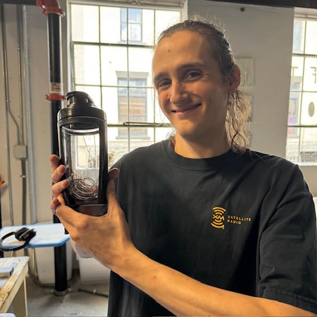 Moonlight Makers Set of 2 Cute 16oz Protein Shaker Bottles with Steel Whisk Ball, Leakproof Gym Bottle, Shaker Cups for Protein Shakes, Dishwasher Safe, Fitness Gifts, Preworkout Drink Mixer