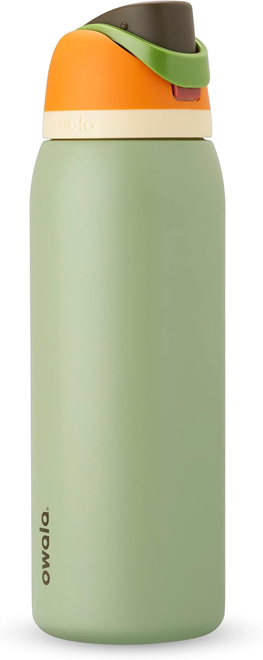 Owala FreeSip Insulated Stainless Steel Water Bottle with Straw, BPA-Free Sports Water Bottle, Great for Travel, 40 Oz, Camo Cool