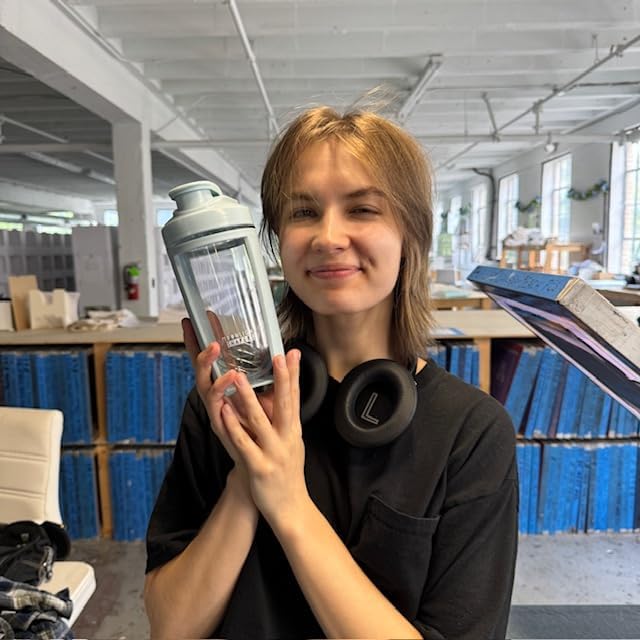 Moonlight Makers Blue 16oz Protein Shaker Bottle with Steel Whisk Ball, Leakproof Gym Bottle, Shaker Cups for Protein Shakes, Dishwasher Safe, Fitness Gifts, Preworkout Drink Mixer