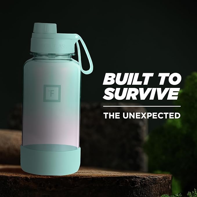 IRON °FLASK Clear Tritan Trekker Water Bottle with Chug Lid & Rubber Boot - Leak Proof & Lightweight for Gym, Hiking, Sports - Dishwasher Safe, BPA Free Plastic - Bubble Gum, 32 Oz