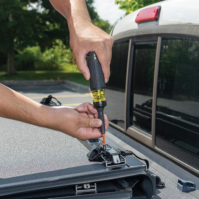 Klein Tools 32315HD 15-in-1 Multi-Bit Ratcheting Screwdriver, Impact-Rated, 7 Double-Ended ProFlex Torsion Zone Tips, 1/4-Inch Nut Driver, 8-Piece