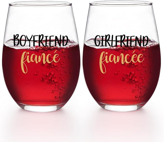 Futtumy Fiance and Fiancee Wine Glass 17Oz, Engagement Gifts for Couples, Engagement Gift, Gifts for Newly Engaged Couples, Engagement Gifts for Boyfriend Girlfriend Him Her Bride Bride to Be