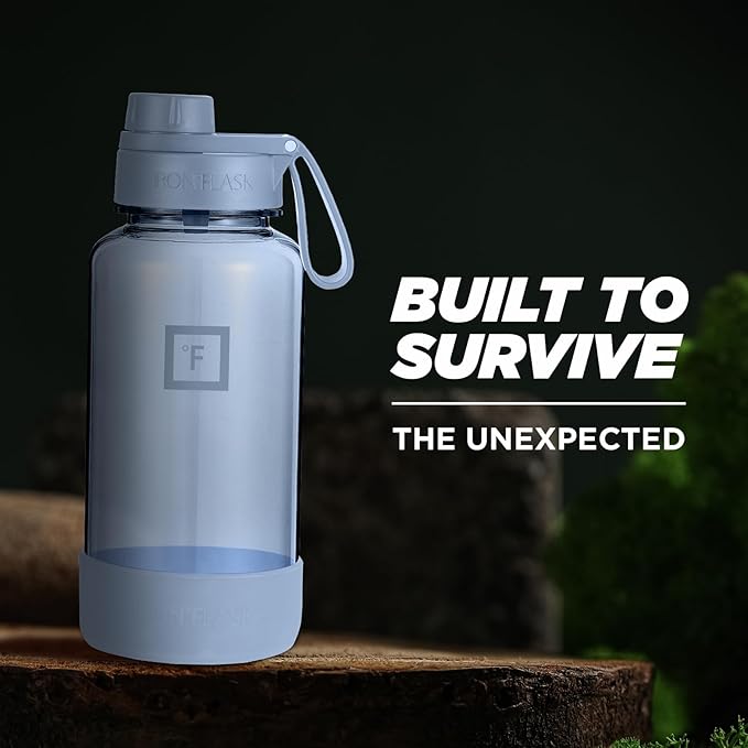 IRON °FLASK Clear Tritan Trekker Water Bottle with Chug Lid - Leak Proof & Lightweight for Gym, Hiking, Sports - Dishwasher Safe, BPA Free Plastic - Stormy Blue, 32 Oz