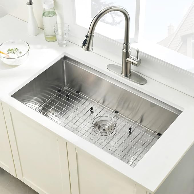 32-inch Undermount Workstation Kitchen Sink Single Bowl 16 Gauge Stainless Steel Kitchen Sink Handmade R10 Deep Basin