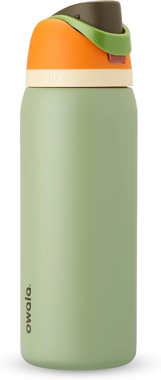 Owala FreeSip Insulated Stainless Steel Water Bottle with Straw, BPA-Free Sports Water Bottle, Great for Travel, 32 Oz, Camo Cool
