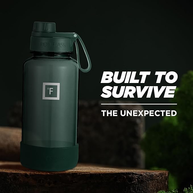 IRON °FLASK Clear Tritan Trekker Water Bottle with Chug Lid - Leak Proof & Lightweight for Gym, Hiking, Sports - Dishwasher Safe, BPA Free Plastic - Dark Pine, 32 Oz