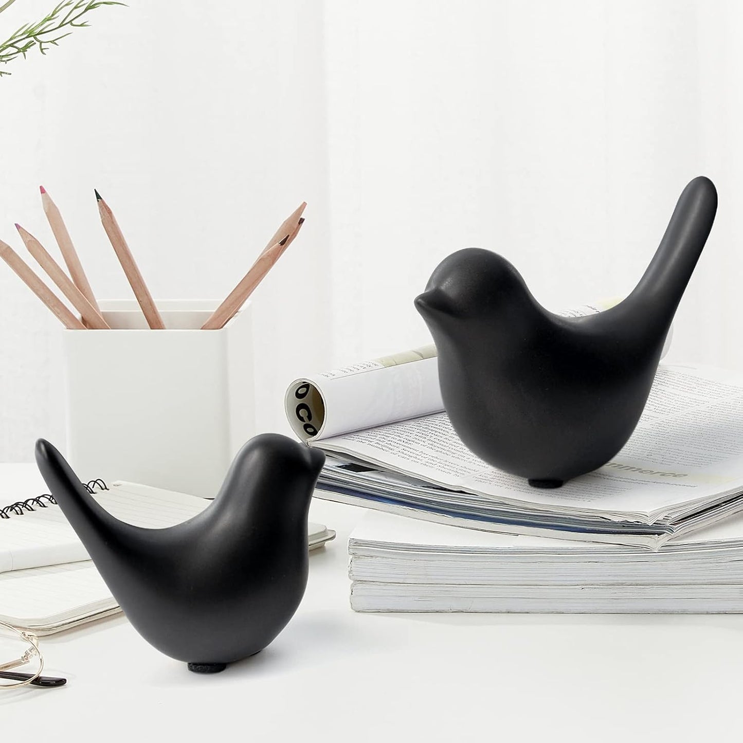 Notakia Small Birds Statues Home Decor Modern Style Decorative Ornaments for Living Room, Bedroom, Office Desktop, Cabinets (Black 2Pcs Birds)