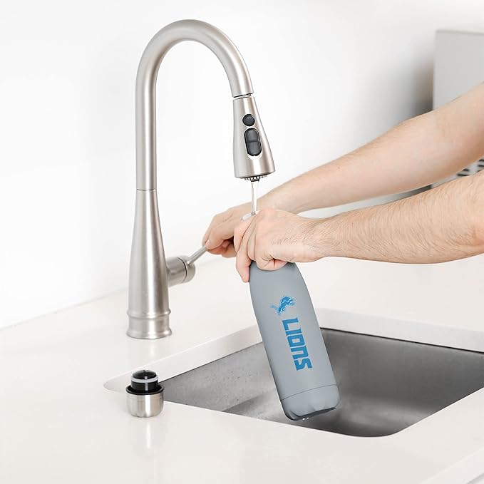 FOCO NFL unisex-adult NFL Team Logo Wordmark Chill Water Bottle