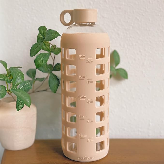 purifyou Premium Glass Water Bottles, 40/32/ 22/12 oz Reusable Drinking Bottle with Time & Volume Markings Silicone Sleeve & Stainless Steel Lid for Water, Coffee, & Fruit Juice (40oz Hazelnut)