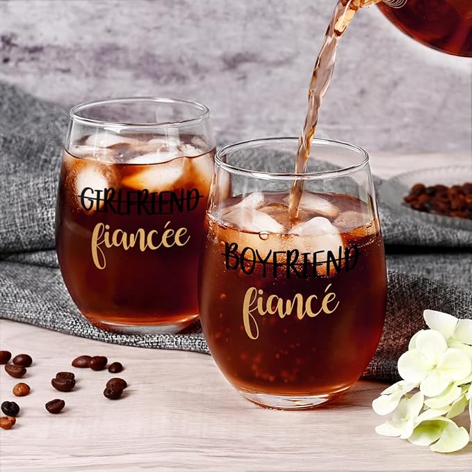 Futtumy Fiance and Fiancee Wine Glass 17Oz, Engagement Gifts for Couples, Engagement Gift, Gifts for Newly Engaged Couples, Engagement Gifts for Boyfriend Girlfriend Him Her Bride Bride to Be