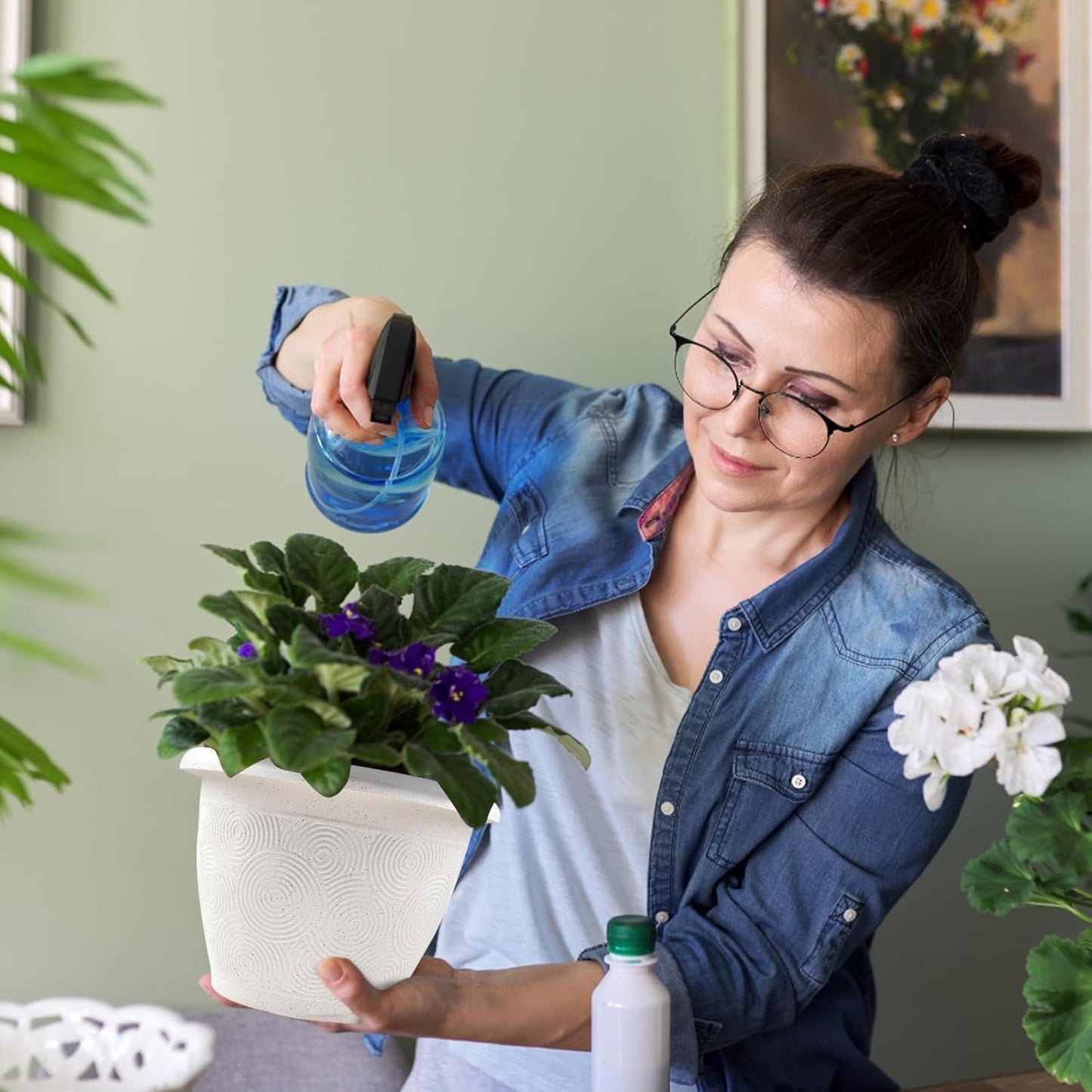 Plastic Flower Pots Planters for Indoor Plants, 3 Pack 10 Inch White Plant Pots with Drainage Hole & Tray, Modern Decorative Large Plant Pot with Saucer for Indoor Outdoor Plants Garden House Planter