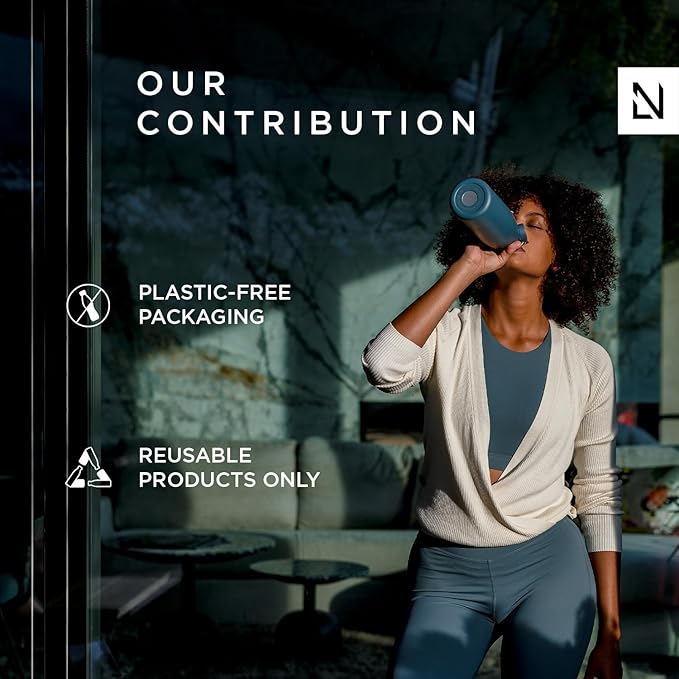 LARS NYSØM Stainless Steel Insulated Water Bottle 25oz 34oz | BPA-free Insulated Thermo Flask for Hot and Cold Beverages | Leakproof Drinking Bottle (Onyx Black, 25oz)