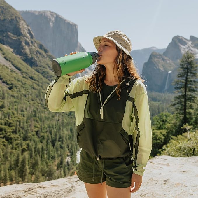 BOTTLE BOTTLE 32oz Insulated Water Bottle Stainless Steel Sport Water Bottle with Straw Dual-use Lid Design for Gym with Pill Box (summer forest)