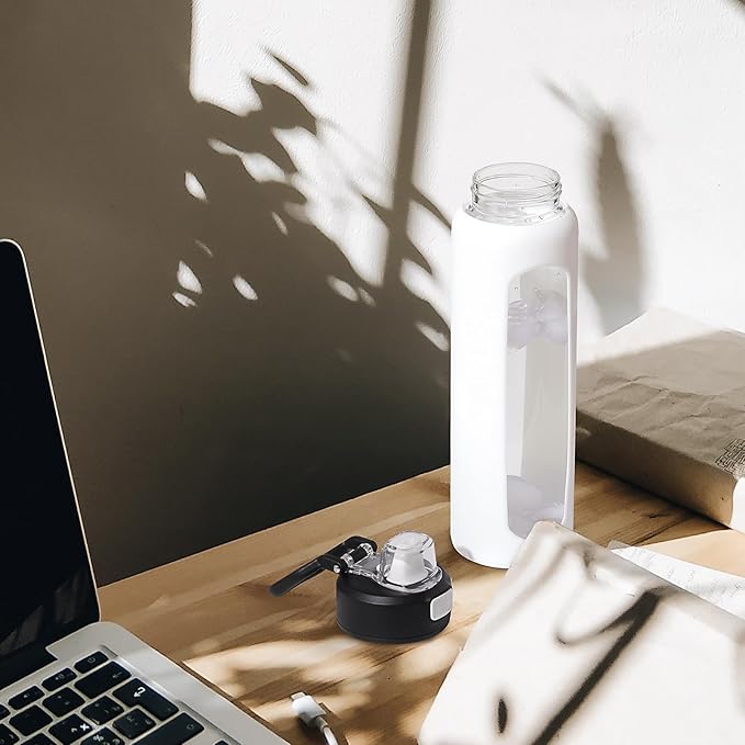 Kodrine Water Bottle with Soft Straw and Carry Loop, 32 oz Glass Water Bottle with Locking Lid, Clear Water Bottles Sports, Drinking Bottle for Travel Home Gym, Leakproof(White)