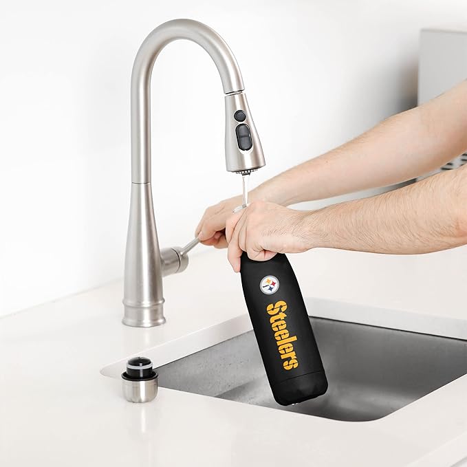 FOCO NFL unisex-adult NFL Team Logo Wordmark Chill Water Bottle