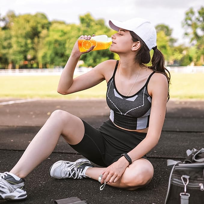 Zubebe 40 Pcs 20 oz Reusable Water Bottles Bulk Clear Bottles with Stainless Steel Leak Proof Lids Acrylic Bottles with Nylon Carrying Strap Shaker Bottles for Water, Milk, Smoothie, Juice Beverage