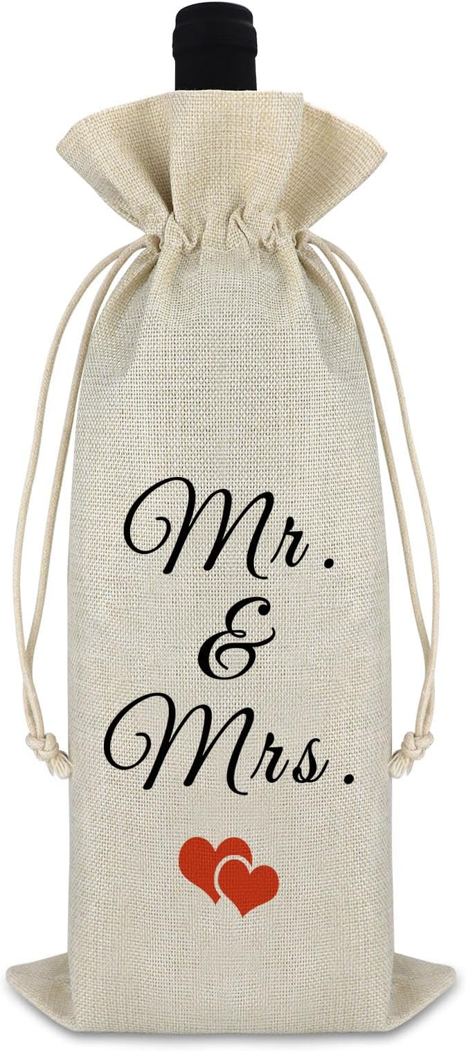 Gfhzdmf Mr and Mrs Wine Bag Married Ornament Wine Gift Bag Newlywed Gifts for Couple Engagement Wedding Christmas Gift for Wife Husband Drawstring Burlap Wine Wrap Bag Valentine's Gift for Couple