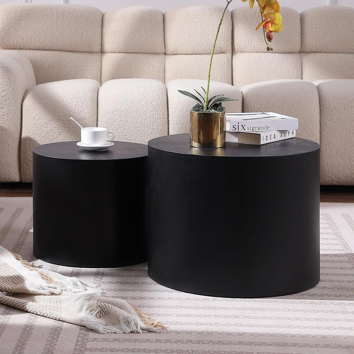 18.9”Round Nesting Coffee Table Set of 2,Wooden Circle Coffee and End Tables,Durable Accent Furniture,Modern Space-Saving Design for Small Living Rooms,Offices,No Assembling Needed,Black