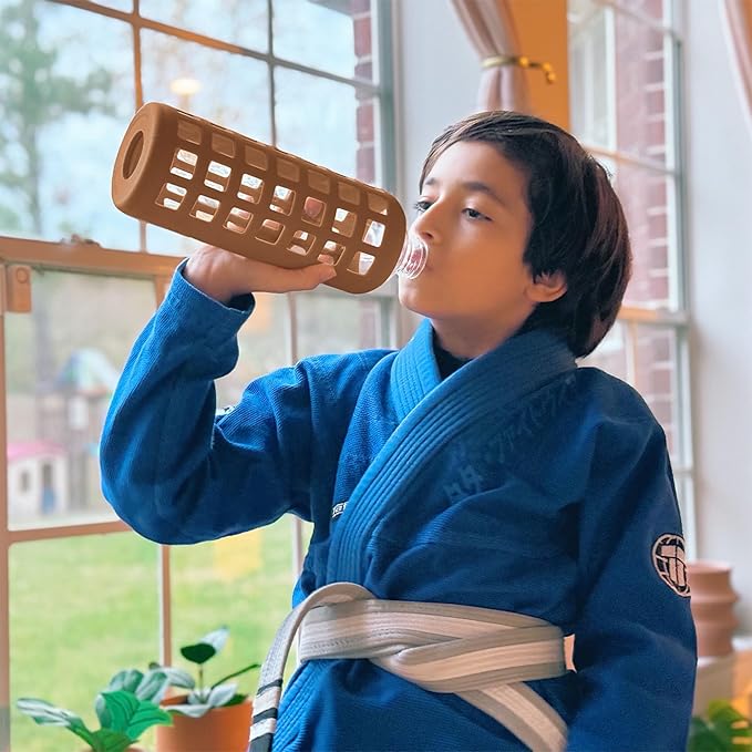 purifyou Premium Glass Water Bottles, 40/32/ 22/12 oz Reusable Drinking Bottle with Time & Volume Markings Silicone Sleeve & Stainless Steel Lid for Water, Coffee, & Fruit Juice (40oz Iced Coffee)