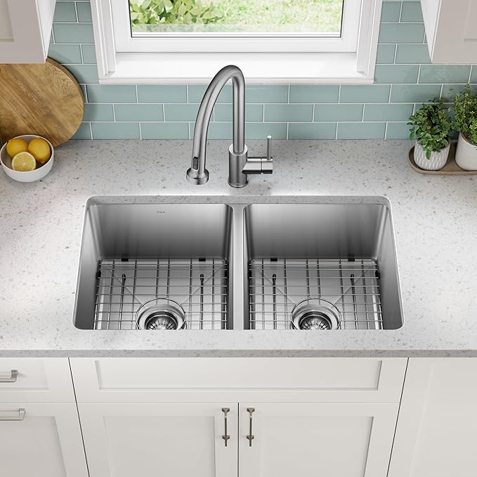 KRAUS Fairlane 33-inch Undermount Double Bowl 18-Gauge Stainless Steel Kitchen Sink, KHU632-33
