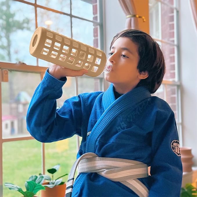 purifyou Premium Glass Water Bottles, 40/32/ 22/12 oz Reusable Drinking Bottle with Time & Volume Markings Silicone Sleeve & Stainless Steel Lid for Water, Coffee, & Fruit Juice (40oz Hazelnut)