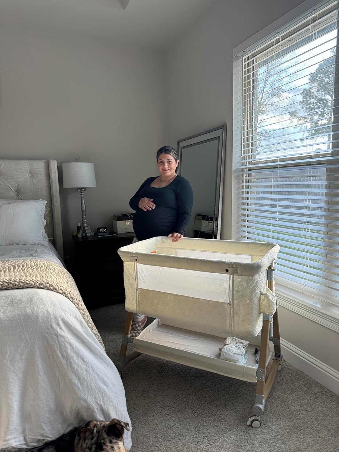 HARPPA Cuddly Bassinet, 3 in 1 Baby Bassinet Bedside Sleeper, Bedside Crib with Mattress and Wheels, Breathable Mesh, 5 Height Adjustable, Anchor Strap (Wood Grain, White)