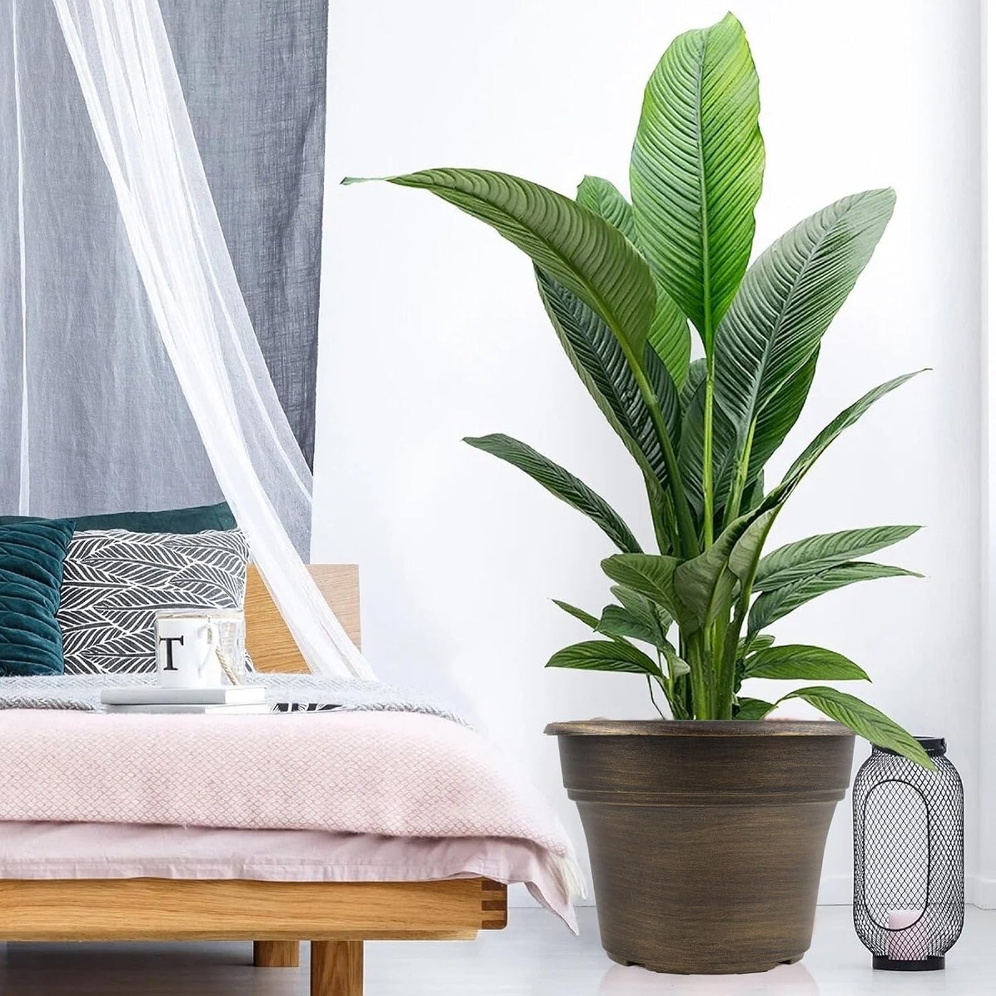 16 inch Plant Pots Outdoor Planters，4 Pack Large Plastic Flower Pot for Indoor Plants with Drainage Holes & Saucer, Resin Decorative Container Sets with Trays for House Outdoor Garden Plant Dark Gold