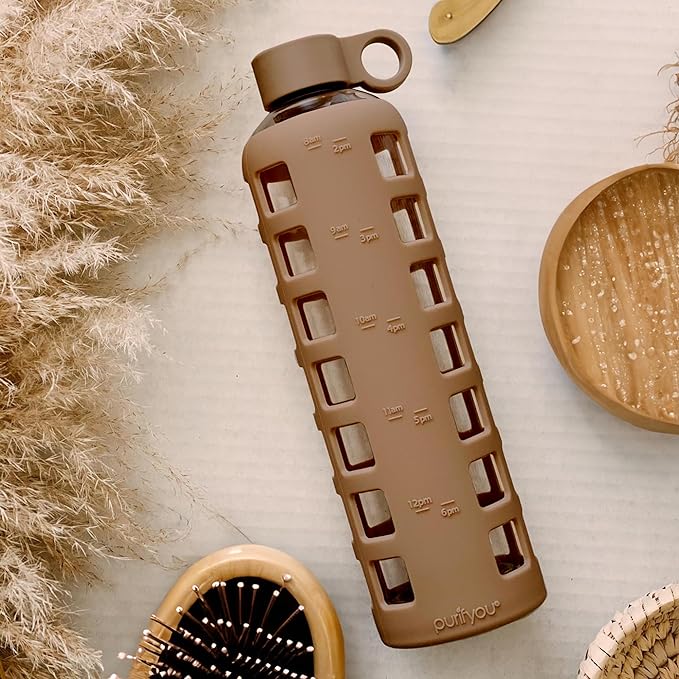 purifyou Glass Water Bottles 40/32 / 22/12 oz with Time & Volume Markings & Extra Thick Silicone Sleeve, Reusable Drinking Bottle for Water Milk Juice (32oz Iced Coffee)