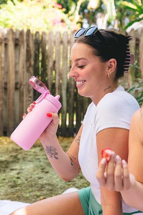 Ello Cooper 18oz Kids Stainless Steel Water Bottle with Straw and Carry Handle, Double Walled and Vacuum Insulated Metal, Leak Proof Locking Lid with Soft Silicone Spout, Reusable, BPA Free, Bubblegum