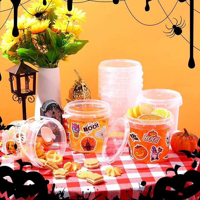 Sliner 20 Pcs 33.8 oz Clear Plastic Bucket with Lid and Handle and 100 Halloween Horror Stickers Halloween Trick or Treat Cocktail Rum Buckets for Drinks Food Storage Container Plastic Pail for Party