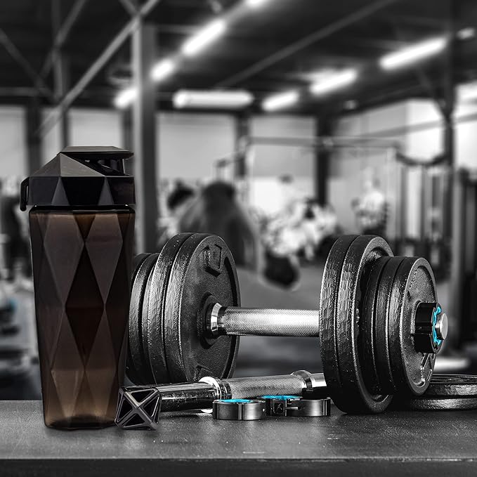 Classic 28oz Blender Shaker Bottle | Protein Shaker Bottle with Diamond Agitator | Shaker Cup with Carrying Handle and Dishwasher Safe | Jet Black - 28-Ounces