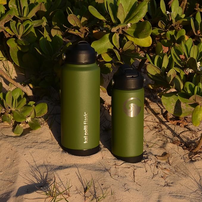 Insulated Stainless Steel Water Bottle (Forest (Nahelehele), 32 oz)