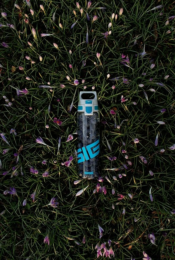 SIGG - Tritan Renew Transparent Water Bottle - Total Clear ONE MyPlanet - For Carbonated Beverages - Dishwasher Safe - With Fruit Strainer - Leakproof & Lightweight - BPA Free - 17 Oz / 25 Oz / 51 Oz