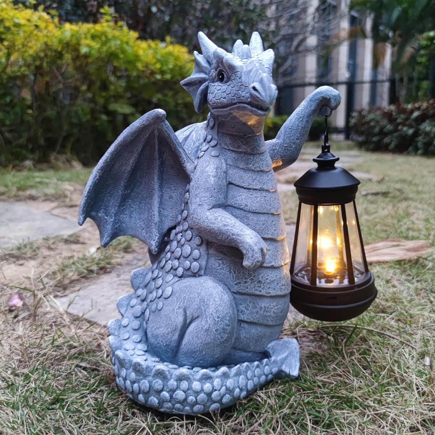 Dragon Solar Outdoor Garden Statue - Dragon Outdoor Figurie Lights - Yard Decorative Outdoor Statue Suitable for Patio, Balcony, Patio Decoration - Specially Customized Gift for Mom