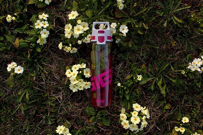 SIGG - Tritan Renew Transparent Water Bottle - Total Clear ONE MyPlanet - For Carbonated Beverages - Dishwasher Safe - With Fruit Strainer - Leakproof & Lightweight - BPA Free - 17 Oz / 25 Oz / 51 Oz